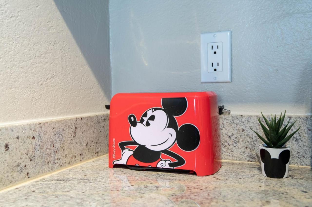 Gucci Mickey And Maxico Lofts Free Parking And Wifi Apartamento Los Angeles